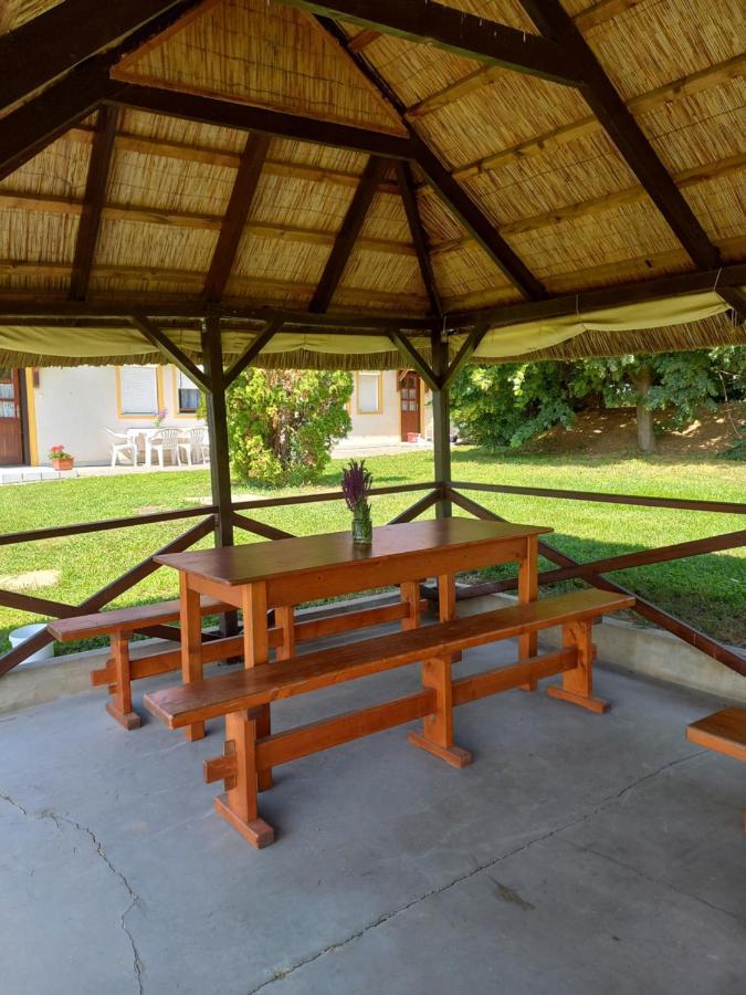 Helena Apartman Cserszegtomaj Exteriér fotografie